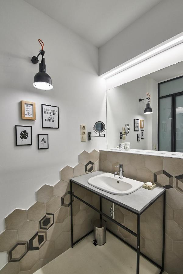 ORANGEHOMES Unique design 3 bathrooms flat Budapest Extérieur photo